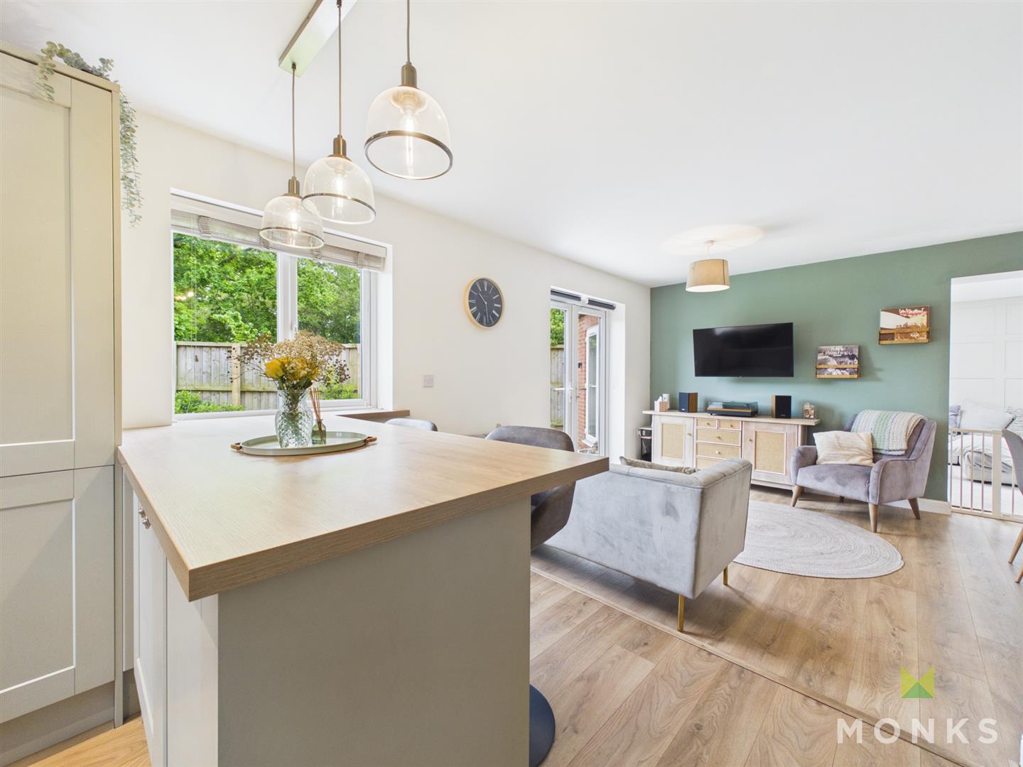 28 Holgate Drive, Shrewsbury, SY1 4TD For Sale